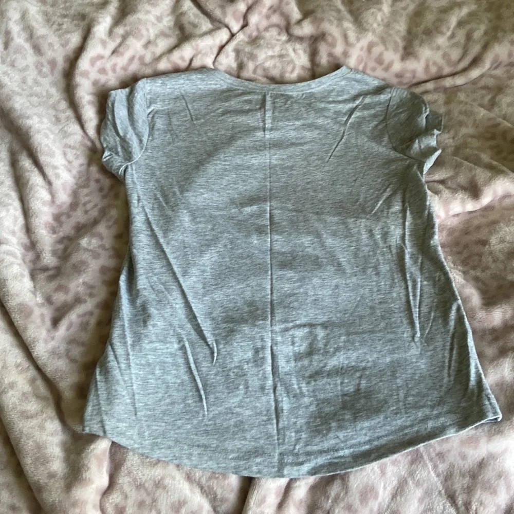 Girls tee!